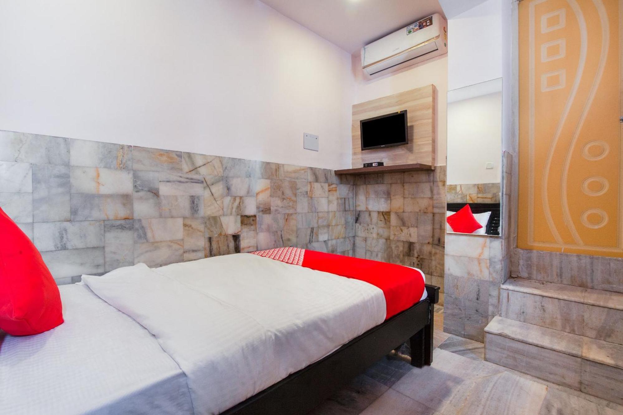 Secundurabad Super Hotel O Holiday Rani Gunj Opp Punjab National Bank מראה חיצוני תמונה
