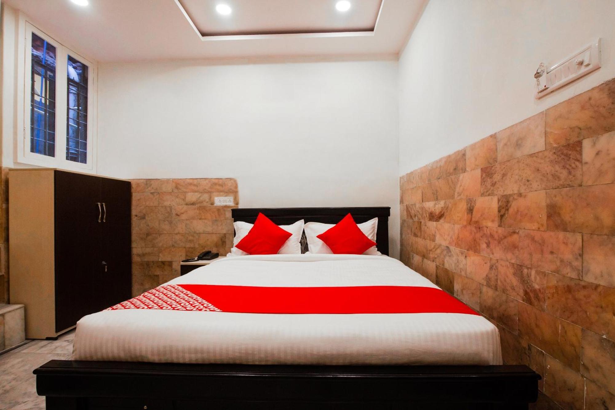 Secundurabad Super Hotel O Holiday Rani Gunj Opp Punjab National Bank מראה חיצוני תמונה