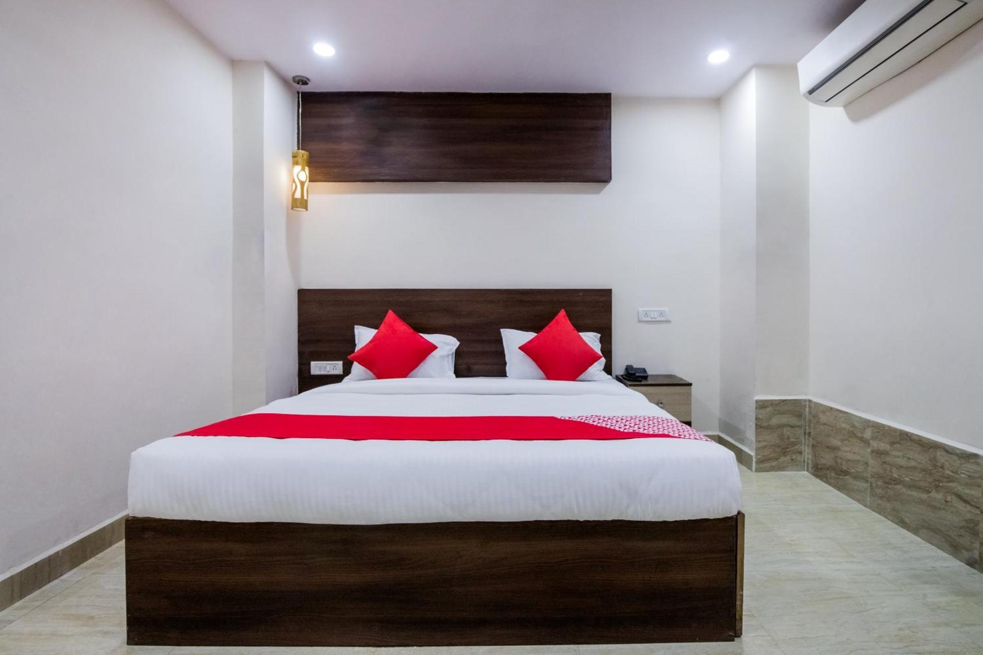 Secundurabad Super Hotel O Holiday Rani Gunj Opp Punjab National Bank מראה חיצוני תמונה